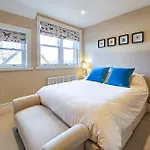 Exclusive 3 Bedroom Penthouse - 2 Bath & Mezzanine