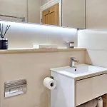 Exclusive 3 Bedroom Penthouse - 2 Bath & Mezzanine Daire